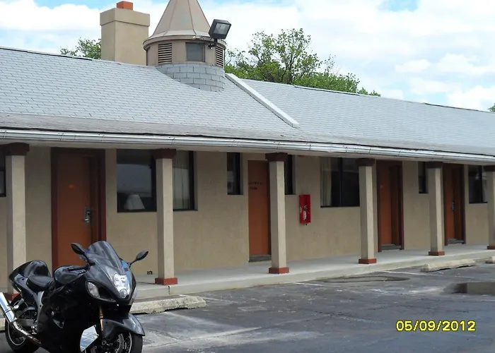 Red Carpet Inn Brooklawn